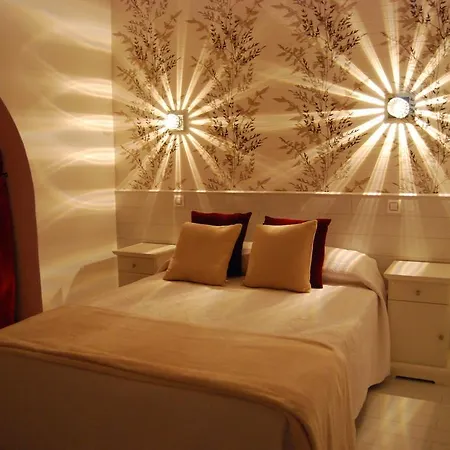 Hostal PETITE MAMAN-3
